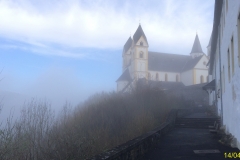 Kloster Arnstein im Morgennebel